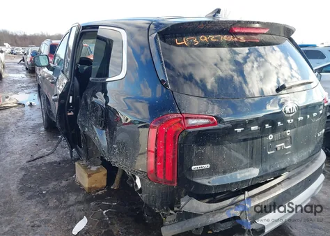 2021 Kia Telluride Lx z USA, uszkodzony, nr VIN 5XYP2DHC2MG099791